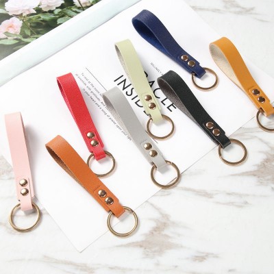 Wholesale fashion designer key rings keychains online blank keychains